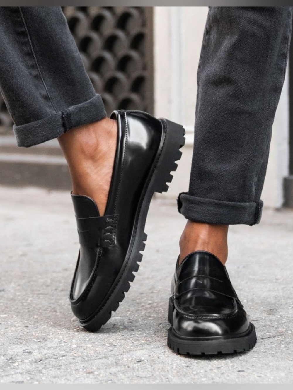 Thursday The Penny Loafers Black Patent Leather Womens Size 10.5 Lug Sole Chunky